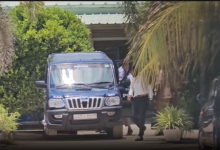 கைதான நாடாளுமன்ற உறுப்பினர் அர்ச்சுனா இராமநாதன்கைதான நாடாளுமன்ற உறுப்பினர் அர்ச்சுனாநீதிமன்றில் முன்னிலை