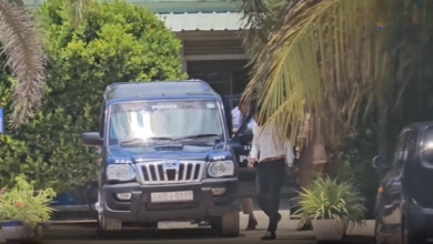 கைதான நாடாளுமன்ற உறுப்பினர் அர்ச்சுனா இராமநாதன்கைதான நாடாளுமன்ற உறுப்பினர் அர்ச்சுனாநீதிமன்றில் முன்னிலை