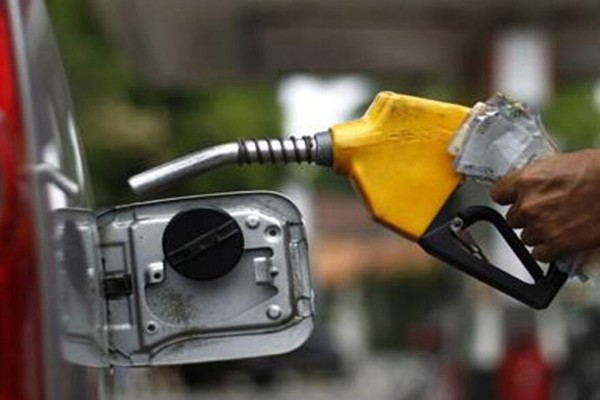 தடையின்றி எரிபொருள் விநியோகம்: அடுத்தடுத்து வரவுள்ள கப்பல்கள்