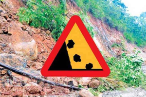 13 மாவட்டங்களுக்கு மண்சரிவு எச்சரிக்கை நீடிப்பு