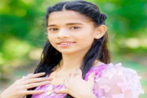 மாணவியின் உயிரை எடுத்த பேருந்து-விபத்தில் தந்தை கண் முன்னே நடந்த துயரம்