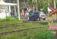 கந்தானையில் ரயிலுடன் முச்சக்கரவண்டி மோதி விபத்து – இருவர் உயிரிழப்பு